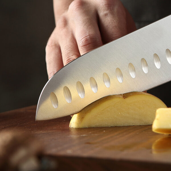 Cutit Santoku Profesional Decatails, Otel German 1.4116 Premium, 56–58 HRC, Maner Lemn Natural Abanos, Ascutire Manuala 15°